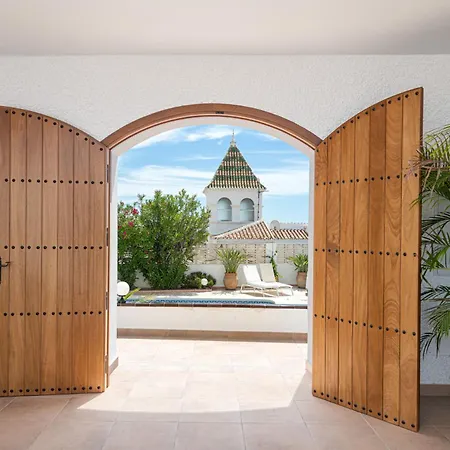 فيلة Arcos In By Solaga Homes *
